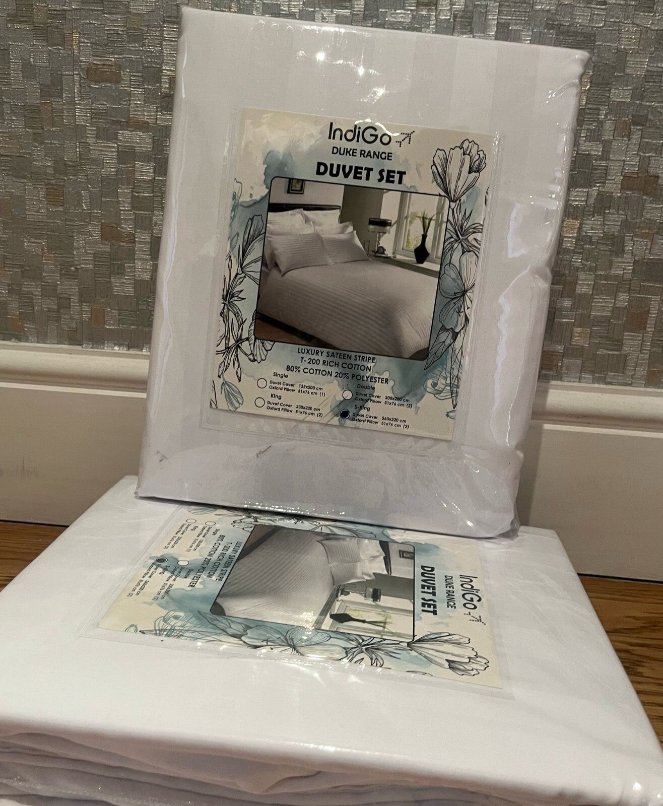 Duvet Set Bed Linen Duvet Covers and 2 pillow cases - 1